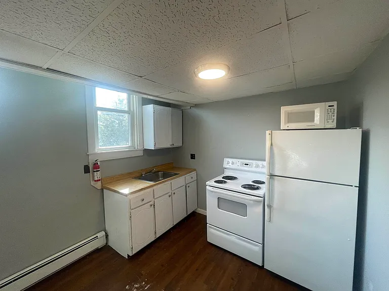 2733 Dartmouth College Hwy #11 — Photo 4