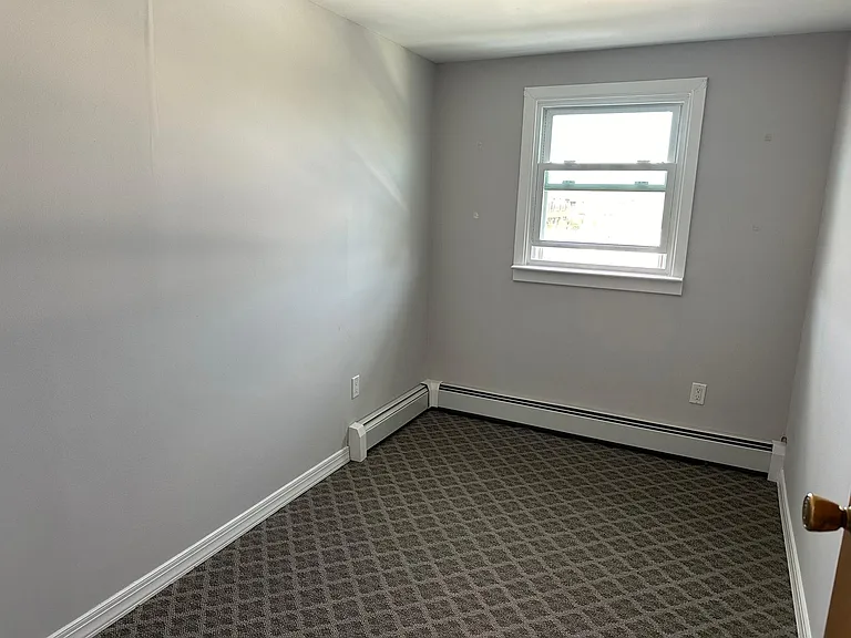 360 West Dr — Photo 11