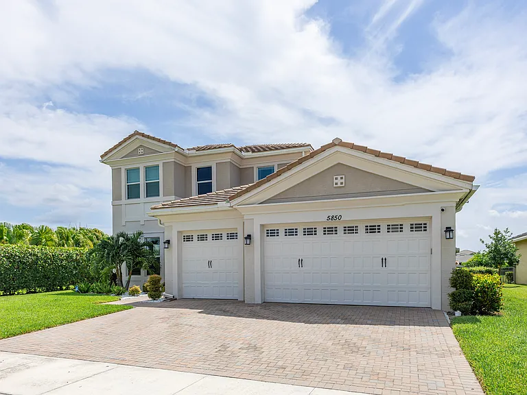 5850 Whippoorwill Cir — Photo 34