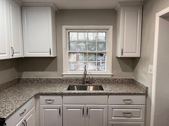 5th image of 1614 W Cone Blvd