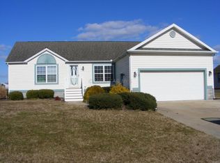 1 Dune Grass Dr, Berlin, MD 21811