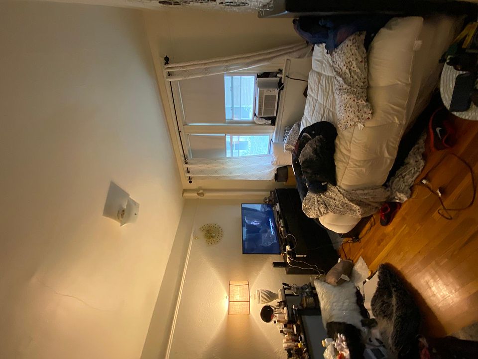 2nd image of 1688 Commonwealth Ave #10