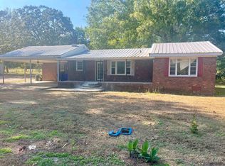 915 Dial Cove Rd, Leighton, AL 35646