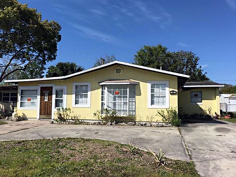 1st image of 218 Palm Pl