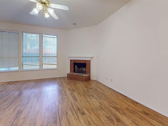 2nd image of 2504 Highridge Dr