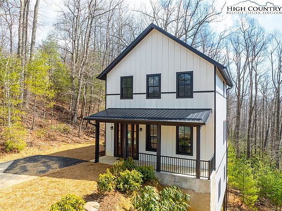 4th image of 131 Bryce Way