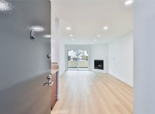 5540 Owensmouth Ave APT 122, Woodland Hills, CA 91367