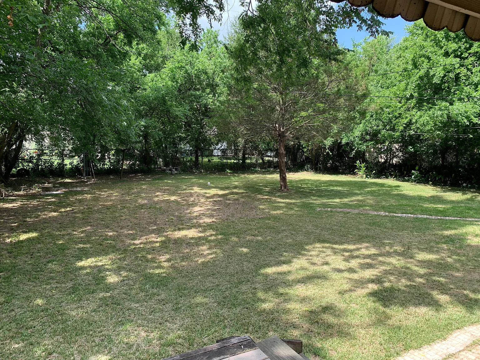 1 bed, 1000 sqft, $800 — Photo 2