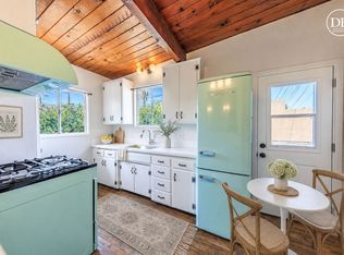 5629 Cleon Ave APT D, North Hollywood, CA 91601