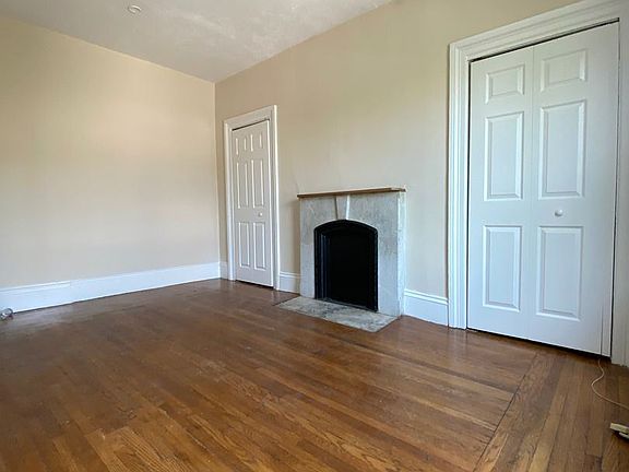 5th image of 1509 Westminster St APT 6