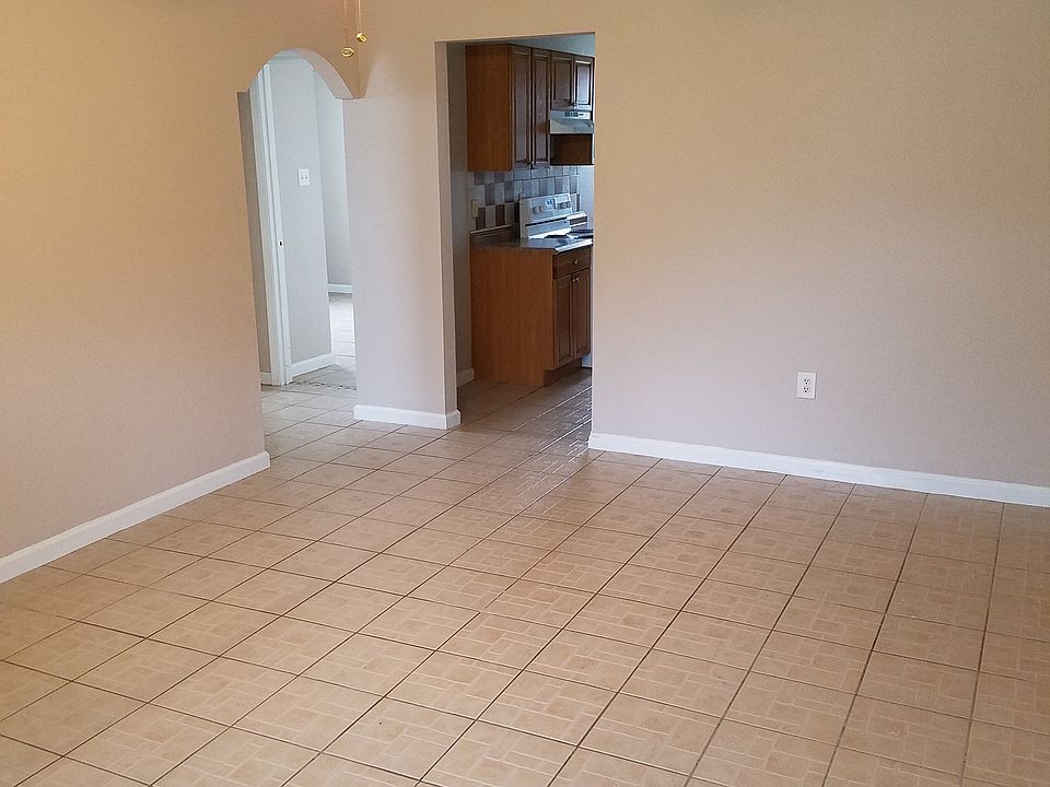 2nd image of 2503 Culotta St