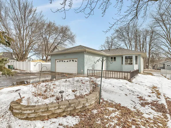 127 10th Ave N, Waite Park, MN 56387