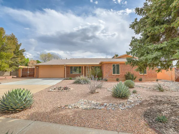 1701 Father Sky Ct NE, Albuquerque, NM 87112