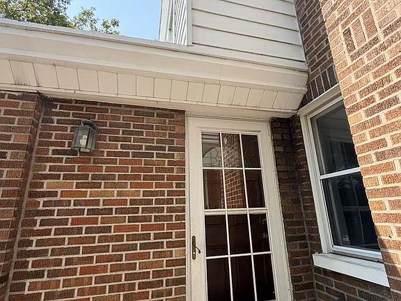 2nd image of 3309 Brighton St