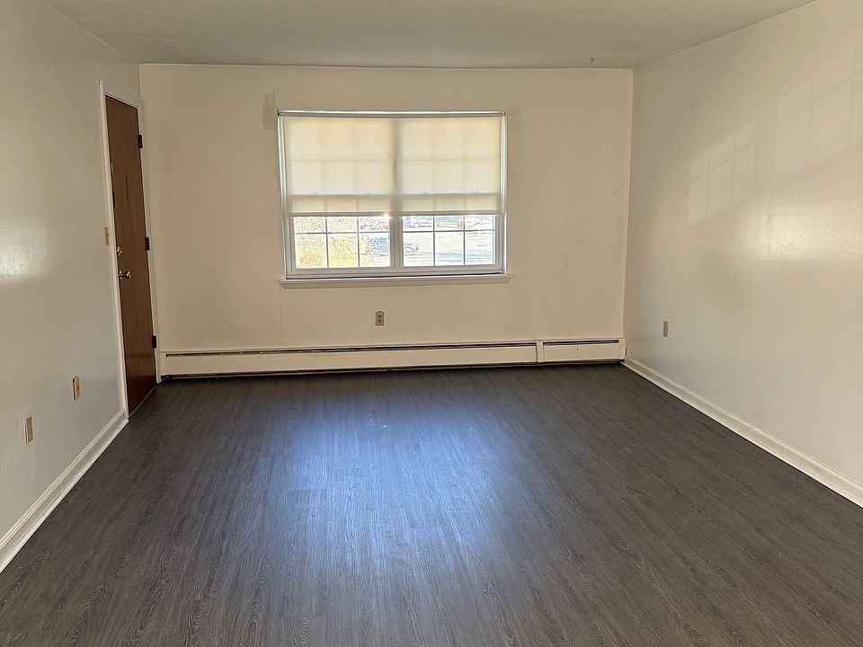 2nd image of 1081 Blue Hills Ave