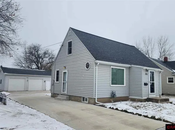 320 Tyler Ave, North Mankato, MN 56003