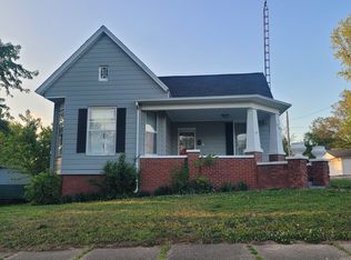 410 E Main St, Mc Leansboro, IL 62859