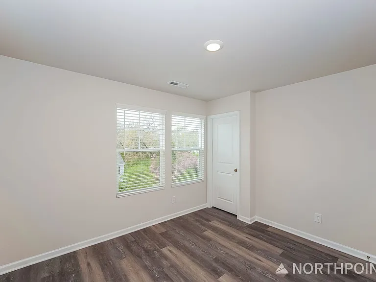 1207 Briarhill Rd #B — Photo 14
