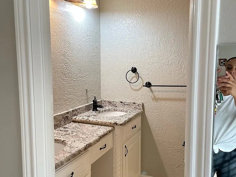 313 Creekwood Ln #1 — Photo 8
