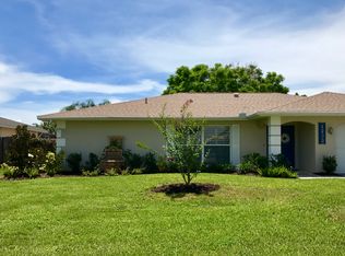 1233 Waterside Ln, Venice, FL 34285