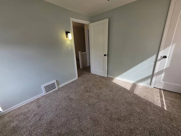 21610 Crystal Ave — Photo 14