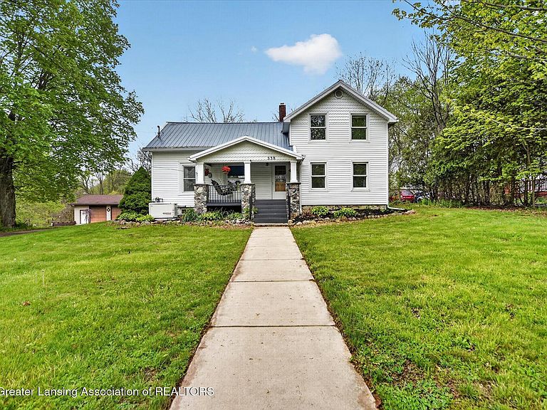 Listing photo 3