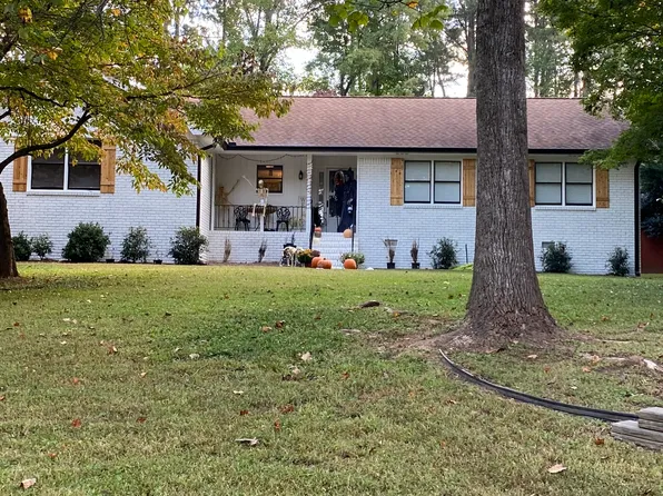 3980 Weeks Dr NW, Kennesaw, GA 30144