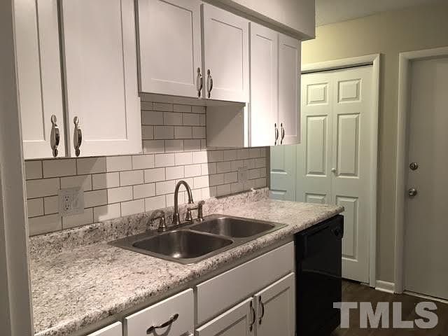 2nd image of 3902 Paddington Ct