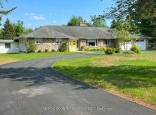37 Golfview Dr, Bancroft, ON K0L1C0