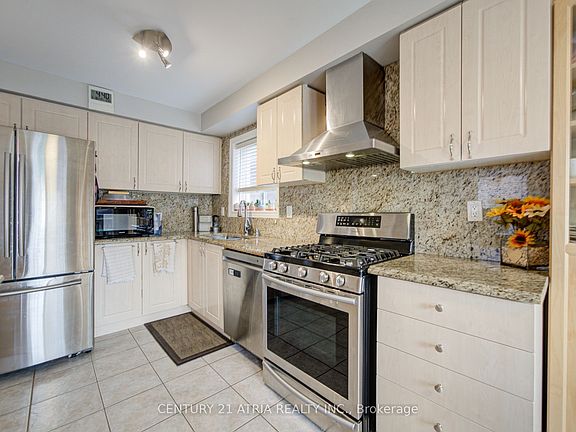 5th image of 24 William Grant Rd