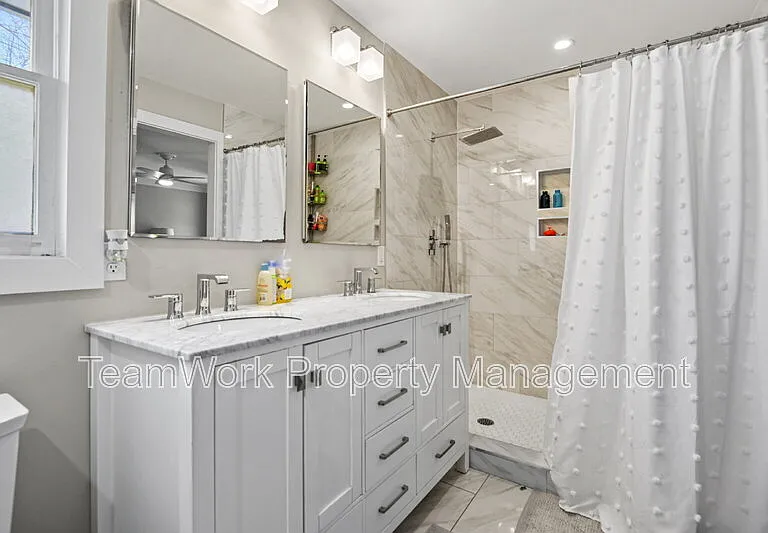 18 Shadowmoss Pkwy — Photo 21