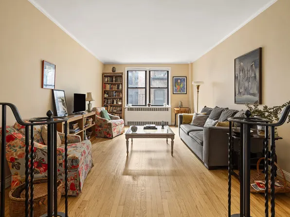 205 West 95th Street 3B image 3 of 12