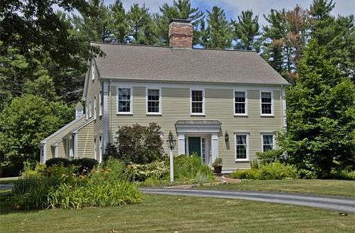 2nd image of 2 Fuller Farms Rd