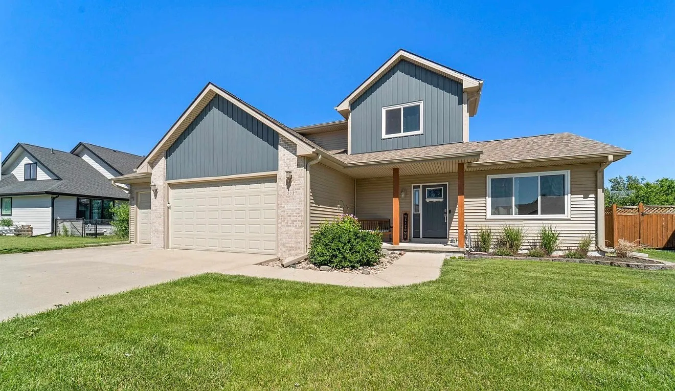 4 bed, 3.5 bath, 1902 sqft, $2,250 — Photo 4