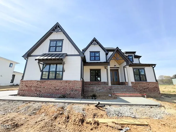 5852 Carriage Gate Dr, Raleigh, NC 27603