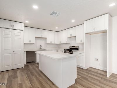 715 E 8TH Avenue, Mesa, AZ, 85204
