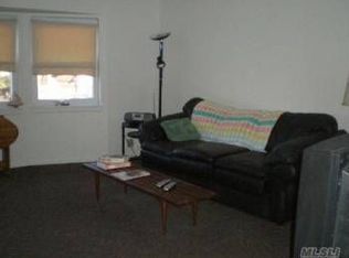 24536 147th Dr, Rosedale, NY 11422