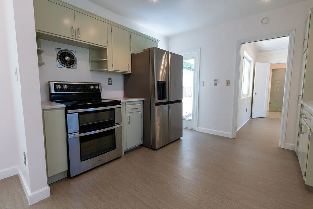 3 bed, 1770 sqft, $5,000 — Photo 4