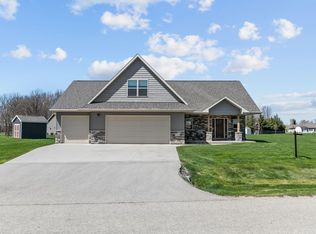 W4882 Mustang Dr, SHERWOOD, WI 54169