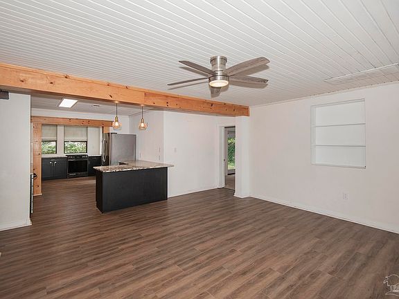 5th image of 1620 E Yonge St