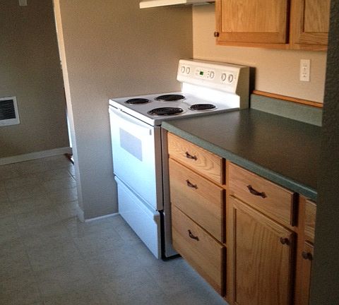 3rd image of 409 Bremerton Blvd W