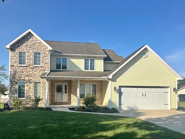 1614 Springfield Ave, Wapakoneta, OH 45895