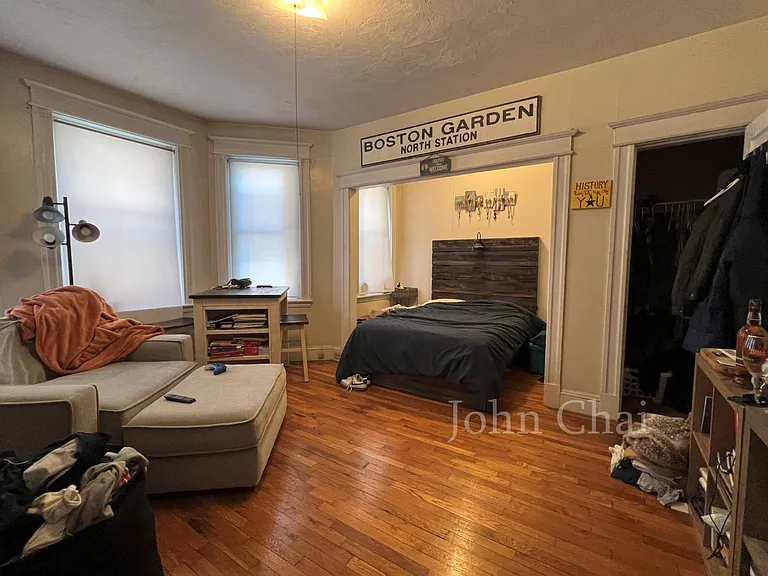 225 Kelton St #1 — Photo 4