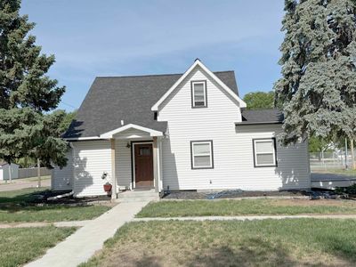 301 Saxon, Loomis, NE, 68958