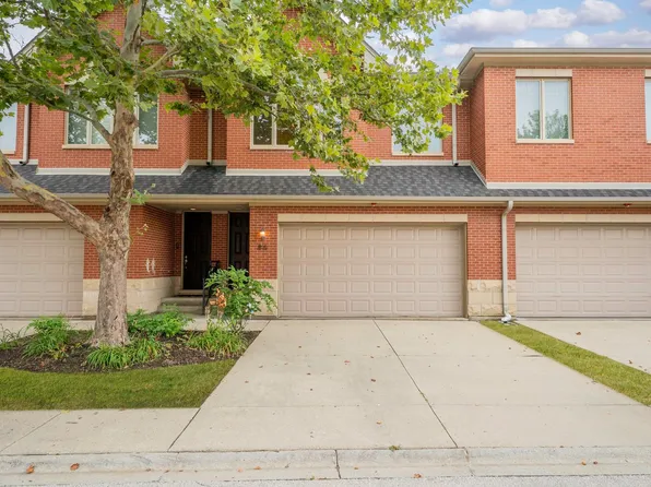 86 Northfield Ter, Wheeling, IL 60090