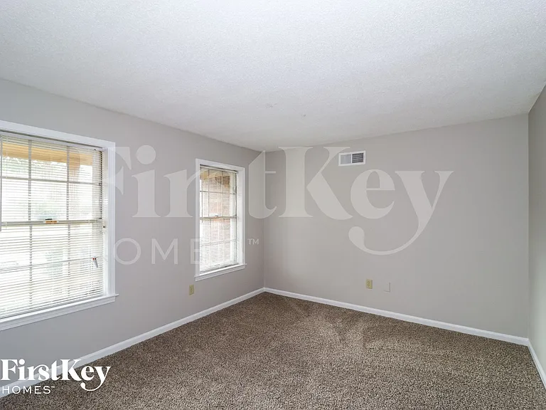 3349 Lynchburg St — Photo 7