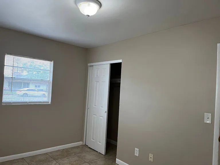 6119 Melbourne Ave — Photo 11