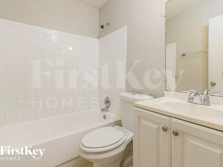 431 Gilman Cir — Photo 15