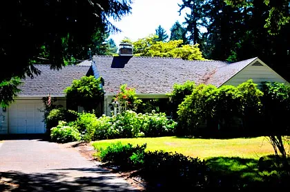 440 SE 24th Ave photo 1