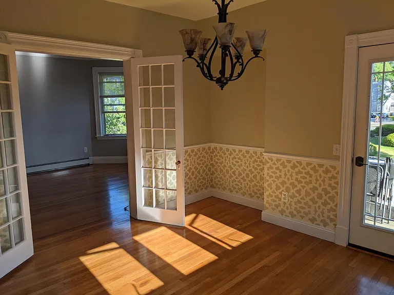 1008 Main St #1 — Photo 5
